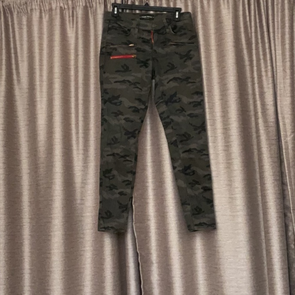 These pants are from Etienne Marcel.